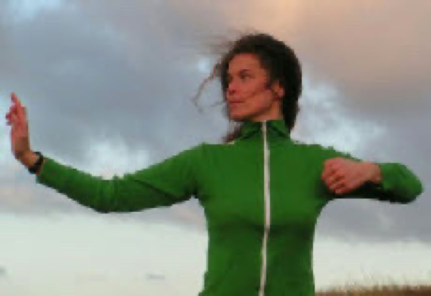 Nadja Kotrchova Baduanjin, shooting the bow